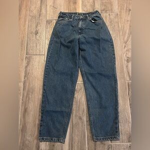 PrettyLittleThing Dark Blue Relaxed Jeans